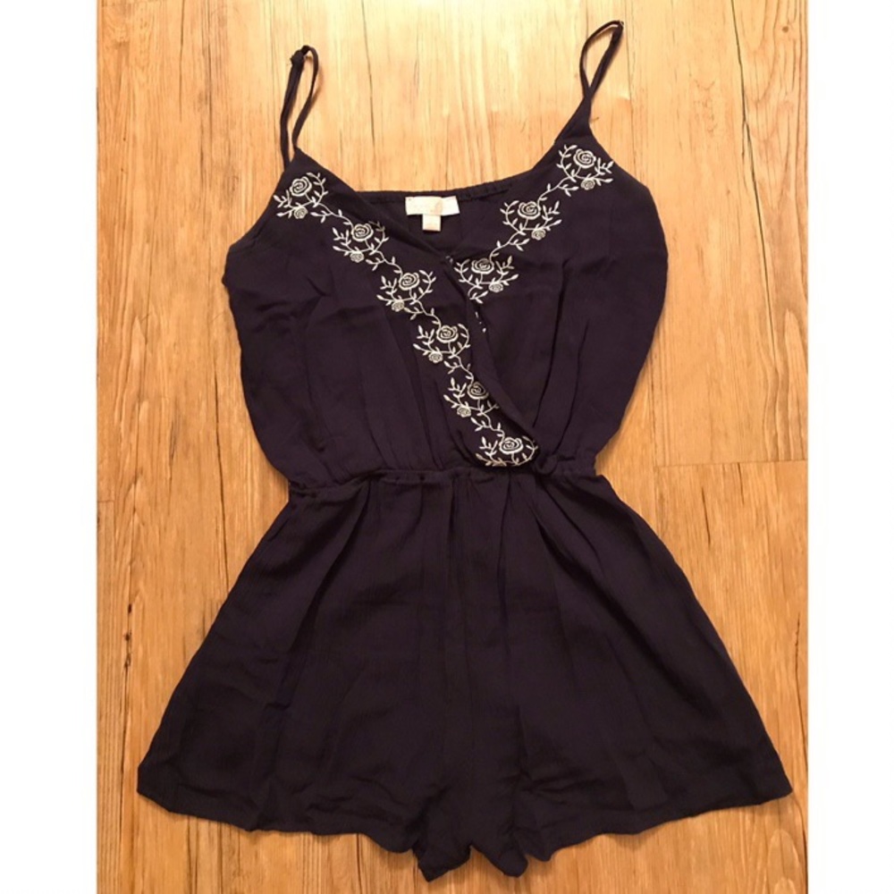 💙 Navy blue romper 💙